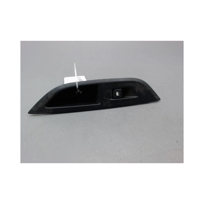 COMMANDE LEVE-GLACE PORTE ARD PEUGEOT 2008