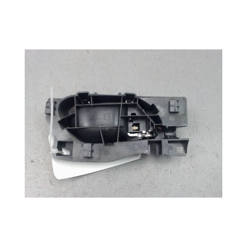 POIGNEE INTERIEURE PORTE AVANT GAUCHE CITROEN BERLINGO BREAK II Phase 1 (B9) 2008-2012