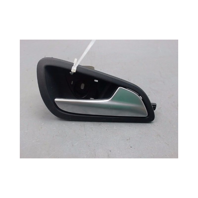 POIGNEE INTERIEURE PORTE ARRIERE DROIT FORD FOCUS III 2011-...