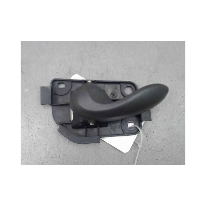 POIGNEE INTERIEURE PORTE AVANT GAUCHE FIAT PUNTO II Phase 2 2003-2009
