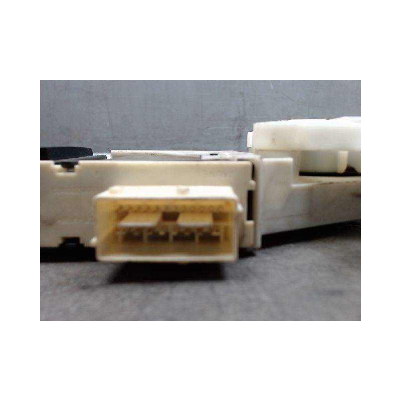 MECANISME+MOTEUR LEVE-GLACE AVANT DROIT CITROEN C4