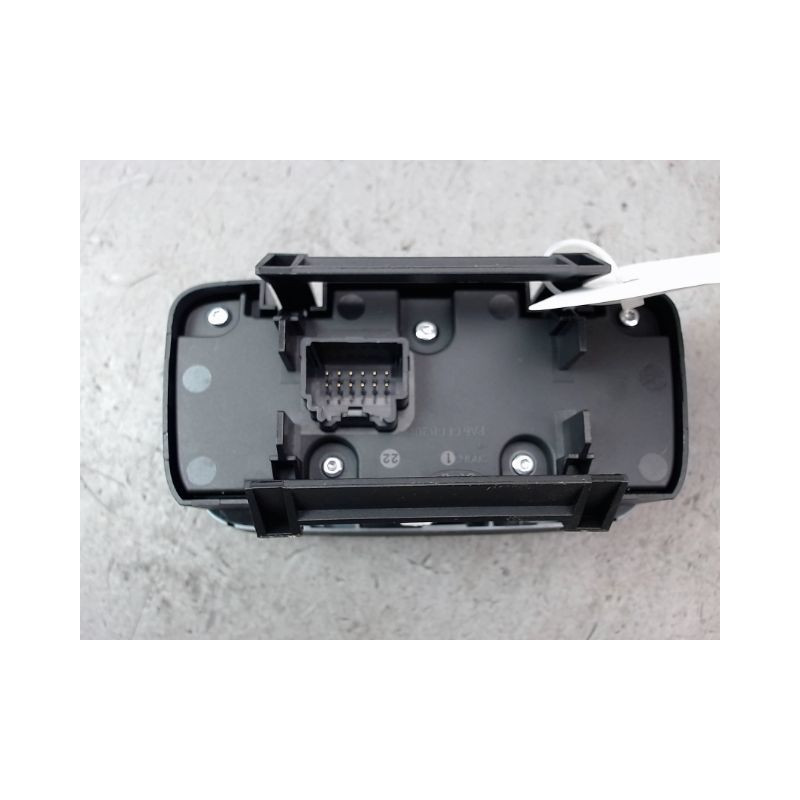 INTERIEUR COMMANDE PHARES FORD FIESTA VI Phase 1 2002-2005