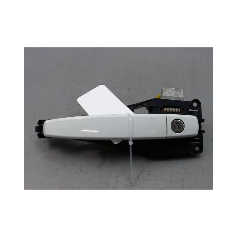 POIGNEE EXTERIEURE PORTE AVANT GAUCHE OPEL CORSA IV Phase 2 (D) 2011-...