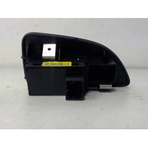 COMMANDE LEVE-GLACE PORTE ARD FIAT BRAVO