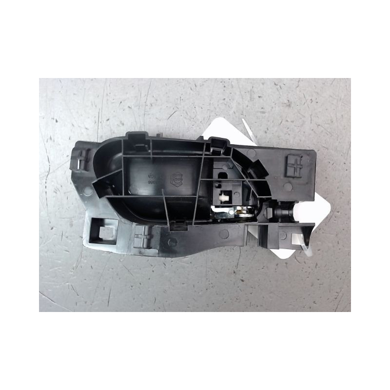 POIGNEE INTERIEURE PORTE AVANT GAUCHE PEUGEOT 208 Phase 1 2012-...