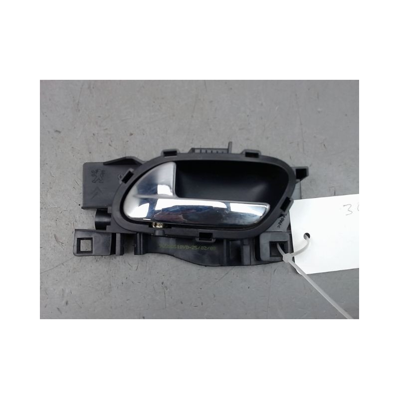 POIGNEE INTERIEURE PORTE AVANT GAUCHE PEUGEOT 207 2006-2013