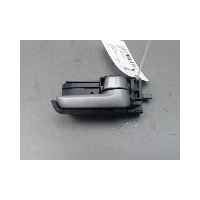 POIGNEE INTERIEURE PORTE AVANT DROIT SUZUKI SWIFT III 2005-2011
