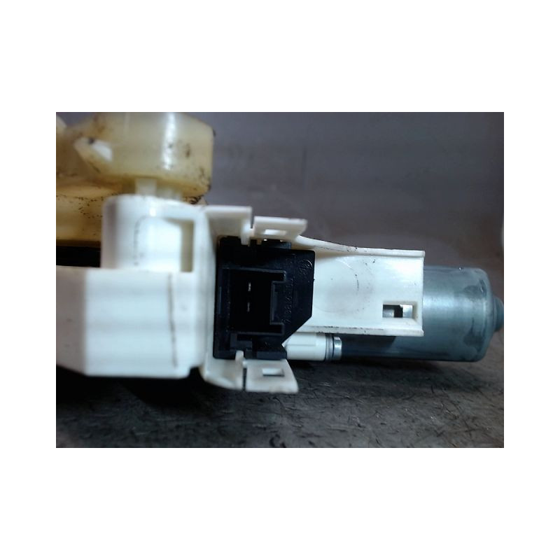 MECANISME+MOTEUR LEVE-GLACE AVANT GAUCHE AUDI A7