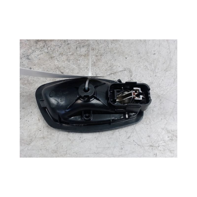 POIGNEE INTERIEURE PORTE ARRIERE GAUCHE RENAULT SCENIC III 2009-
