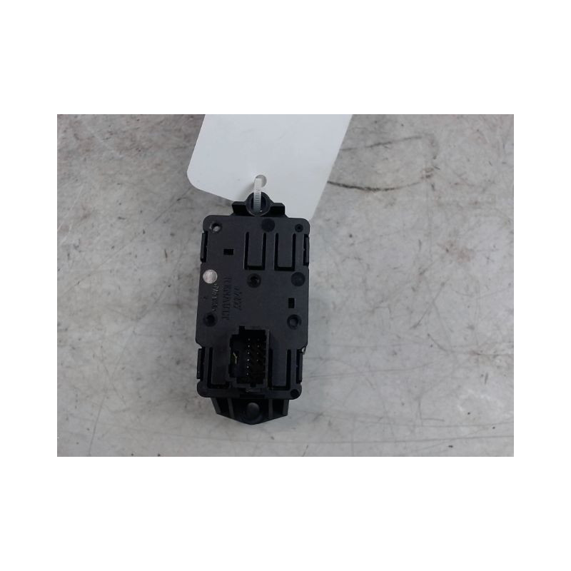 INTERIEUR COMMANDE FREIN A MAIN RENAULT SCENIC III 2009-