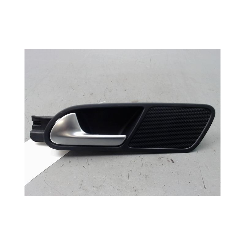 POIGNEE INTERIEURE PORTE ARRIERE GAUCHE VOLKSWAGEN TIGUAN BREAK I Phase 2 (5N) 2011-...
