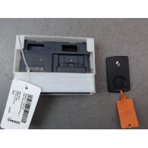 LECTEUR DE CARTE RENAULT CAPTUR Phase 1 2013-...
