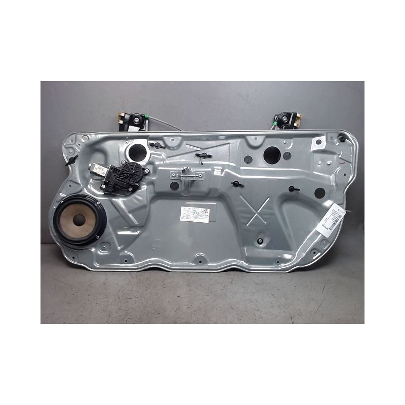 MECANISME+MOTEUR LEVE-GLACE AVANT DROIT VOLKSWAGEN POLO 2005-