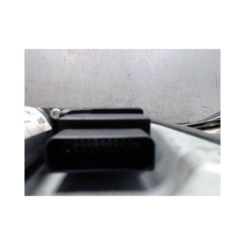 MECANISME+MOTEUR LEVE-GLACE ARRIERE GAUCHE VOLKSWAGEN GOLF V 2003-2009