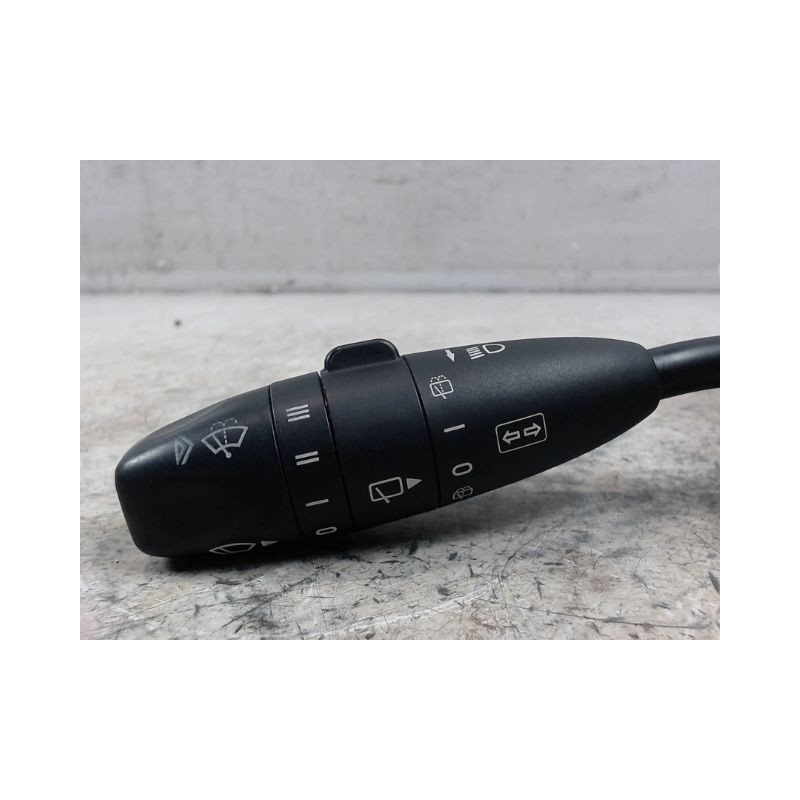 COMMANDE CLIGNOTANT MERCEDES CLASSE A 2004-