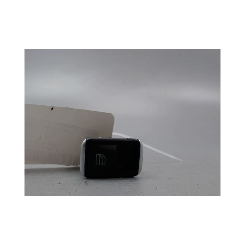 COMMANDE LEVE-GLACE PORTE ARD MERCEDES CLASSE A 2004-