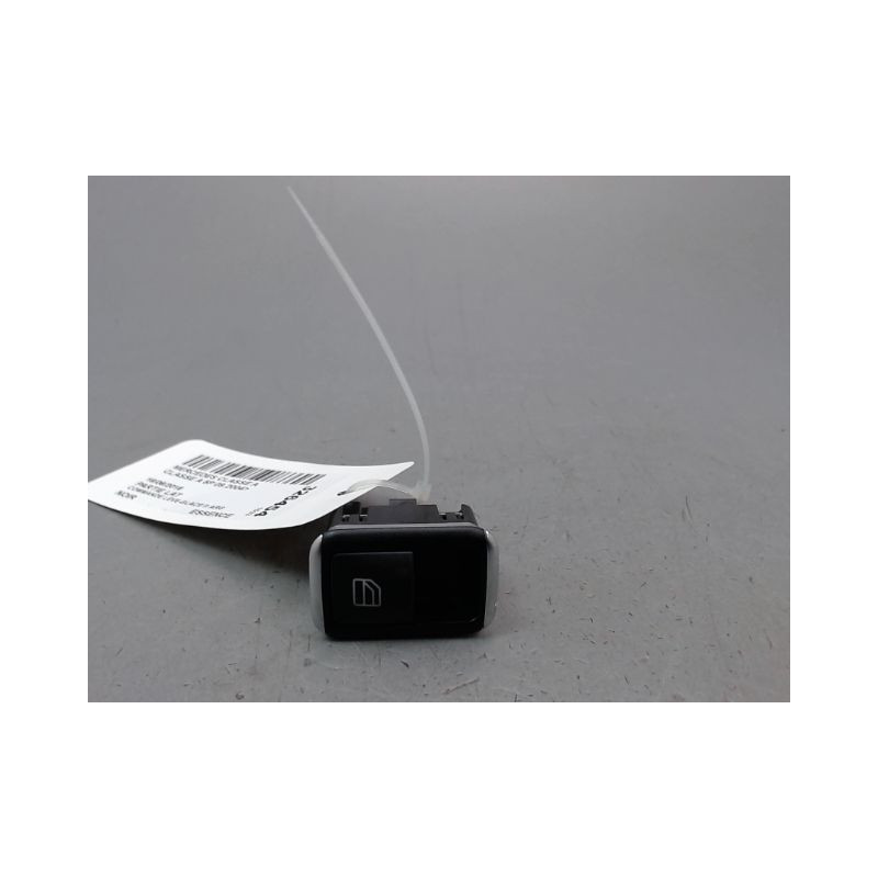 COMMANDE LEVE-GLACE PORTE ARG MERCEDES CLASSE A 2004-