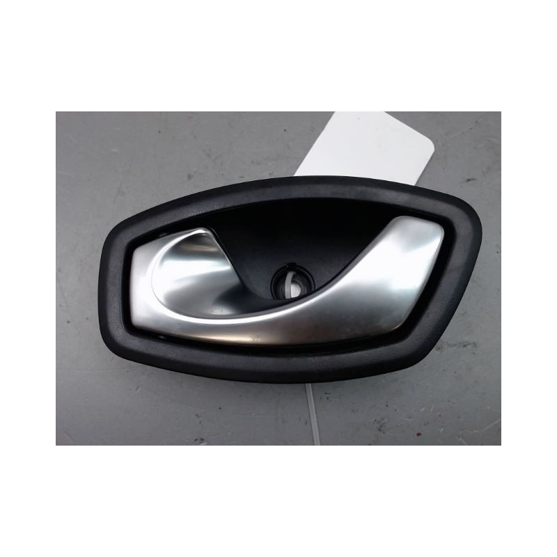 POIGNEE INTERIEURE PORTE AVANT GAUCHE RENAULT SCENIC MONOSP. III Phase 1 2009-2011