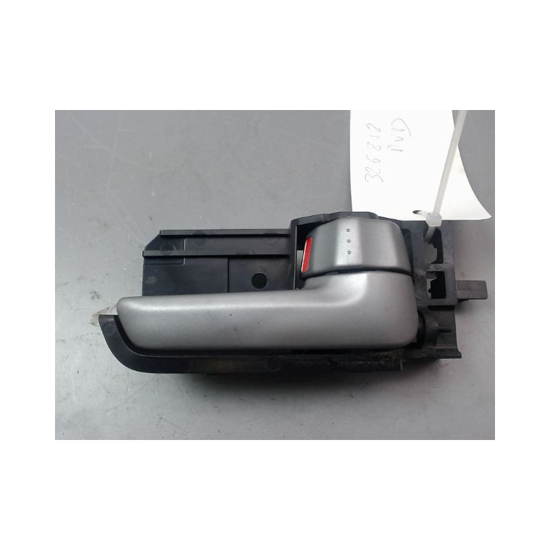 POIGNEE INTERIEURE PORTE AVANT DROIT SUZUKI SWIFT III 2005-2011