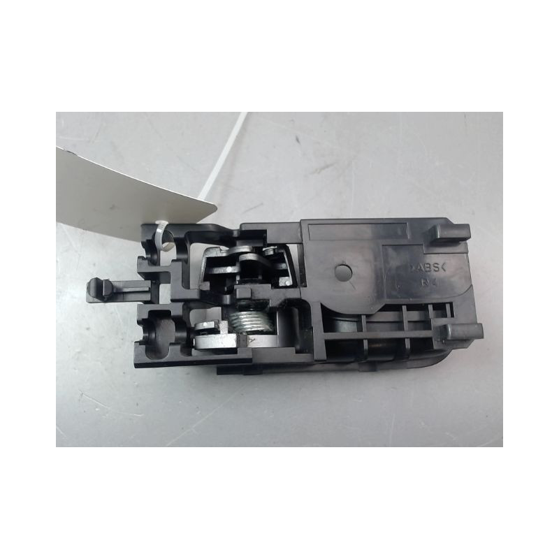 POIGNEE INTERIEURE PORTE AVANT DROIT SUZUKI SWIFT III 2005-2011