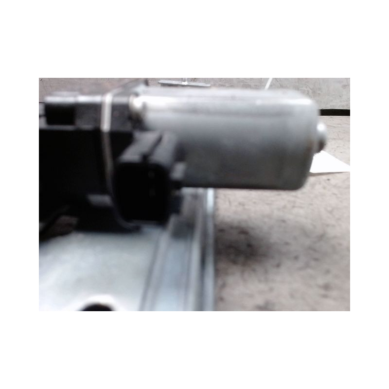 MECANISME+MOTEUR LEVE-GLACE ARRIERE DROIT RENAULT CLIO IV 2012-