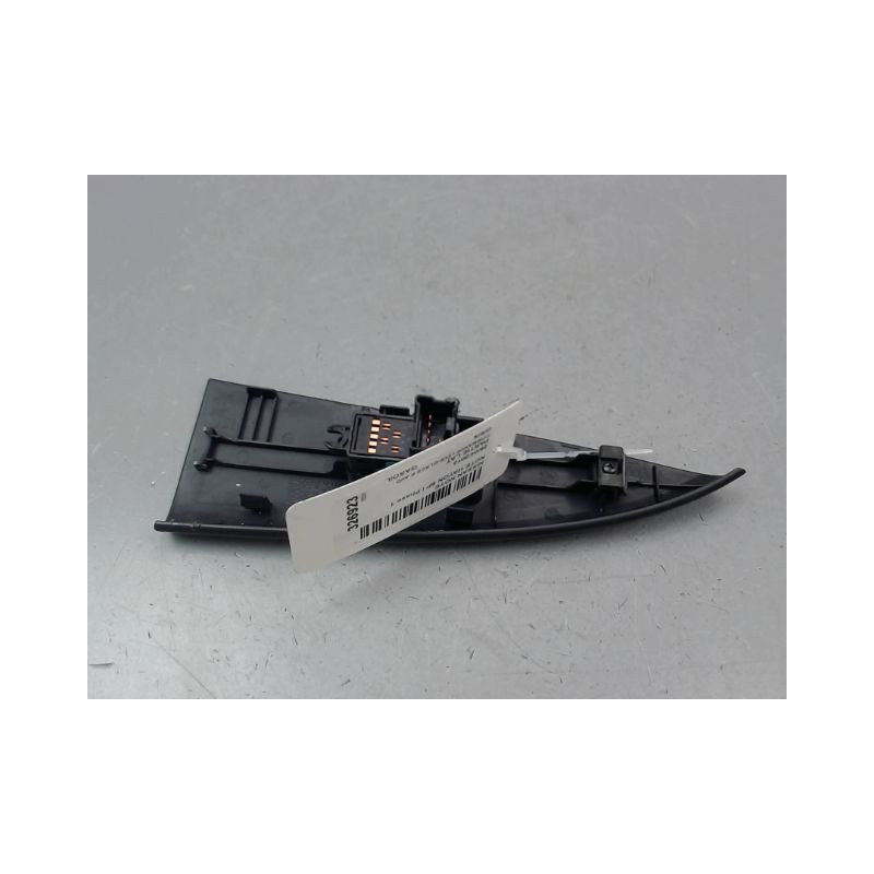 COMMANDE LEVE-GLACE PORTE AVD NISSAN NOTE I Phase 1 2006-2009