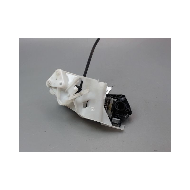 POIGNEE EXTERIEURE PORTE ARRIERE GAUCHE VOLKSWAGEN PASSAT BERL. V 2005-2010