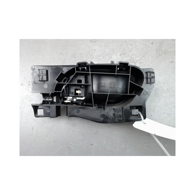 POIGNEE INTERIEURE PORTE ARRIERE DROIT PEUGEOT 208 Phase 1 2012-...