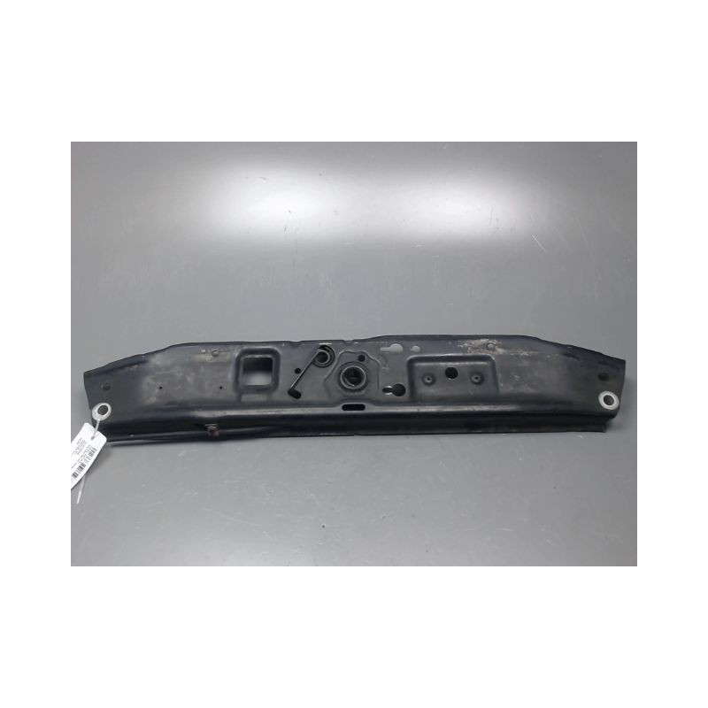 TRAVERSE SUPERIEURE ARMATURE AVANT OPEL ASTRA 2004-