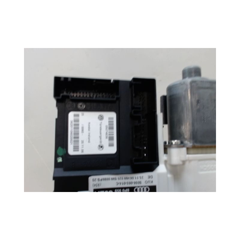 MECANISME+MOTEUR LEVE-GLACE AVANT DROIT AUDI A3 SPORTBACK II Phase 1 (8P) 2004-2008