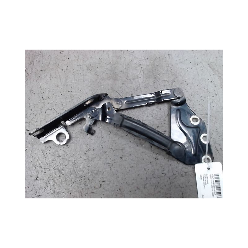 COMPAS DROIT CAPOT VOLKSWAGEN GOLF V PLUS 2005-