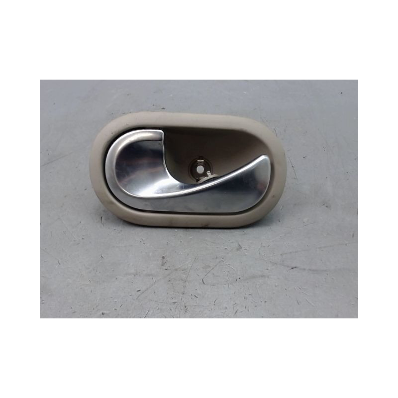 POIGNEE INTERIEURE PORTE ARRIERE GAUCHE RENAULT SCENIC MONOSP. II Phase 2 2006-2009