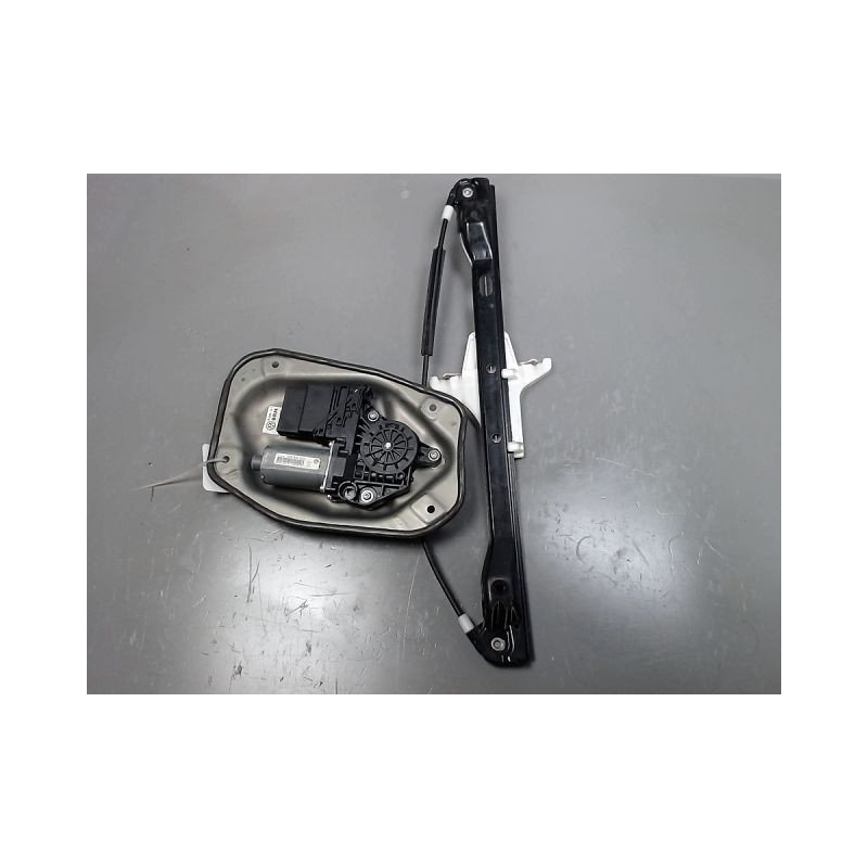MECANISME+MOTEUR LEVE-GLACE ARRIERE DROIT VOLKSWAGEN GOLF V PLUS 2005-