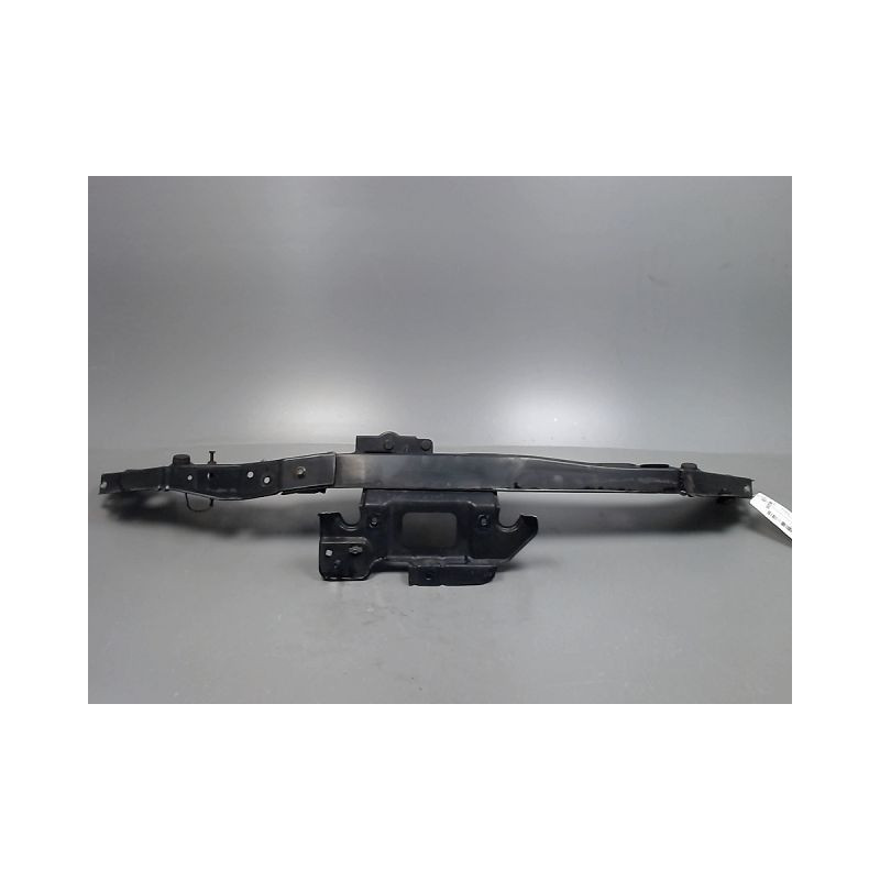TRAVERSE SUPERIEURE ARMATURE AVANT NISSAN MICRA
