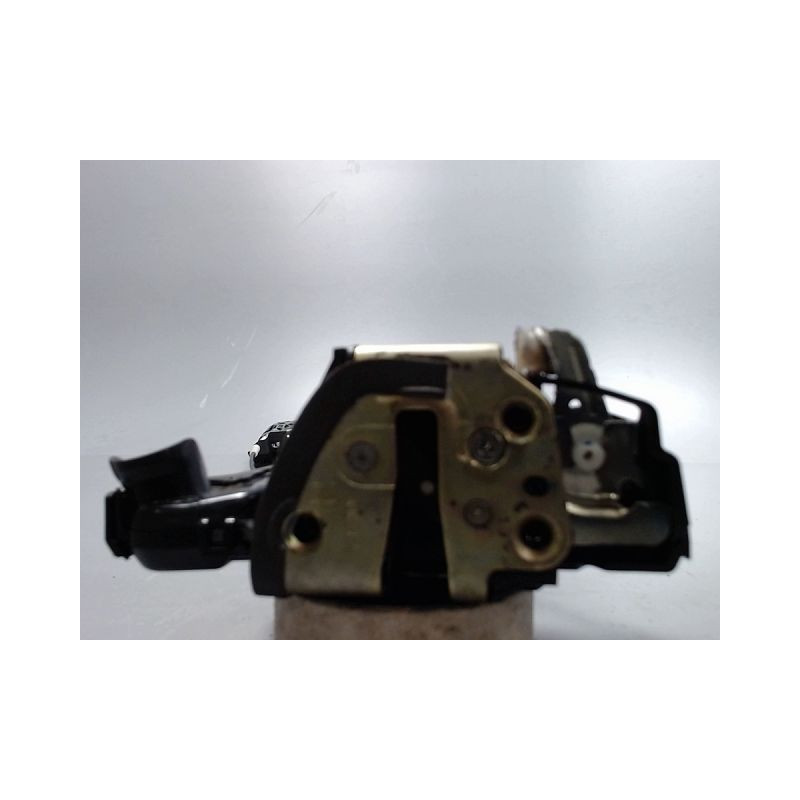 SYSTEME CONDAMNATION AVANT DROIT TOYOTA COROLLA VERSO 2004-2007