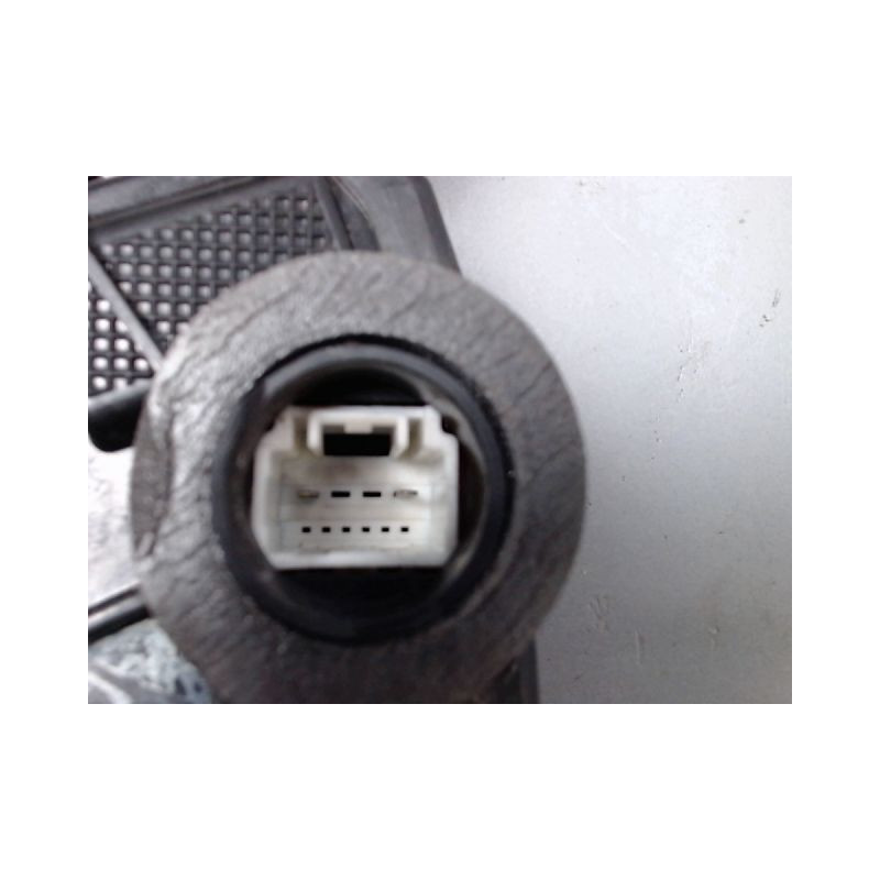 SYSTEME CONDAMNATION AVANT DROIT TOYOTA COROLLA VERSO 2004-2007