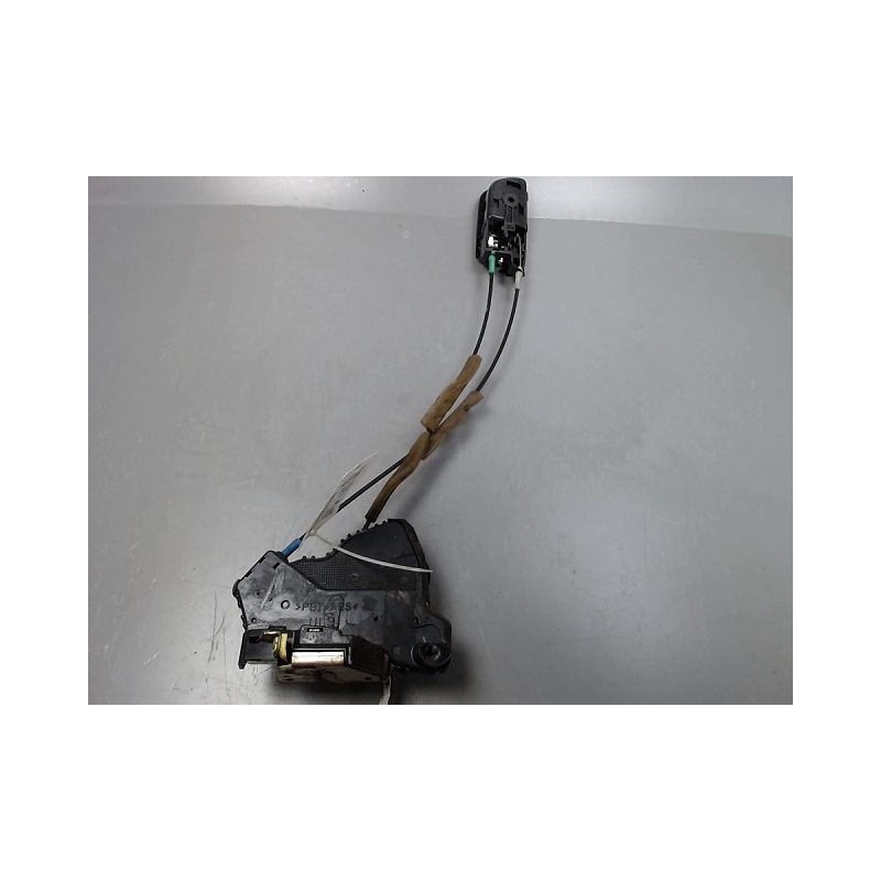 SYSTEME CONDAMNATION AVANT GAUCHE TOYOTA COROLLA VERSO 2004-2007