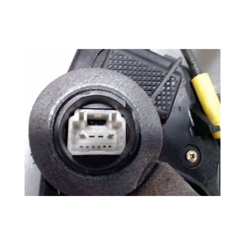SYSTEME CONDAMNATION AVANT GAUCHE TOYOTA COROLLA VERSO 2004-2007