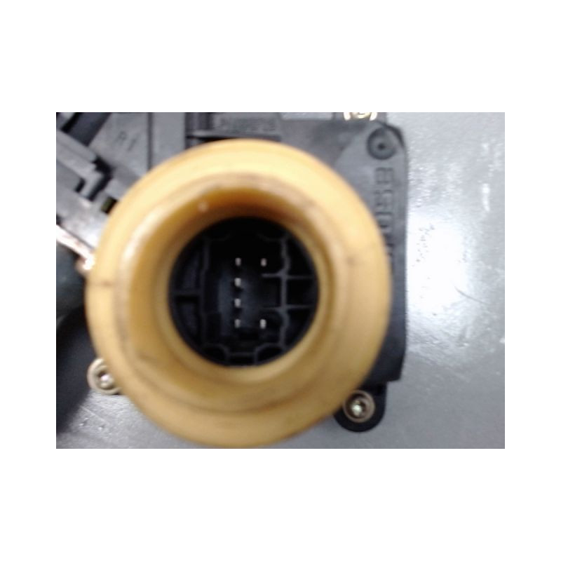 MECANISME+MOTEUR LEVE-GLACE AVANT DROIT TOYOTA COROLLA VERSO 2004-2007