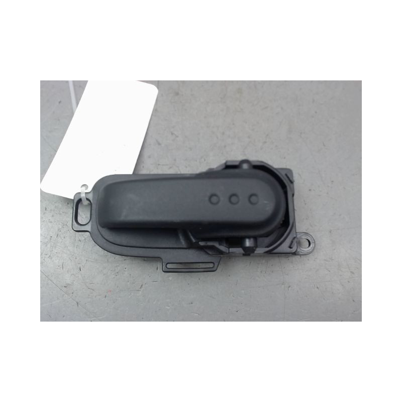 POIGNEE INTERIEURE PORTE ARRIERE DROIT NISSAN MICRA III Phase 1 2003-2005