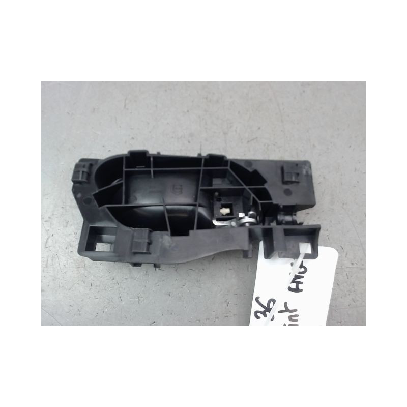 POIGNEE INTERIEURE PORTE AVANT GAUCHE PEUGEOT 207 2006-2013