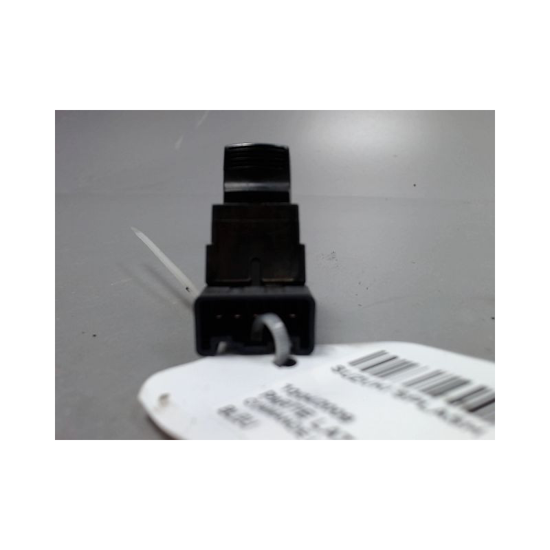 COMMANDE LEVE-GLACE PORTE AVD SUZUKI SPLASH