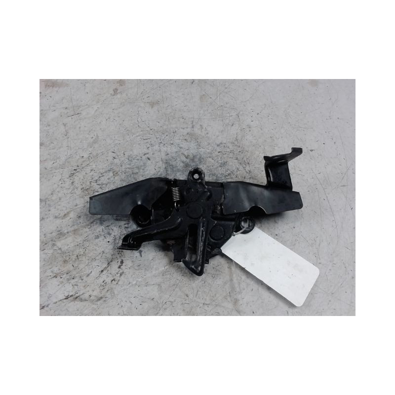 SERRURE CAPOT TOYOTA COROLLA VERSO 2007-