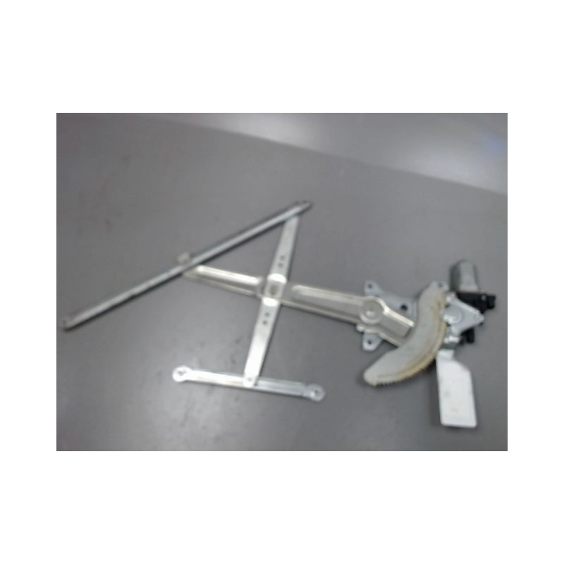 MECANISME+MOTEUR LEVE-GLACE AVANT DROIT SUZUKI SPLASH