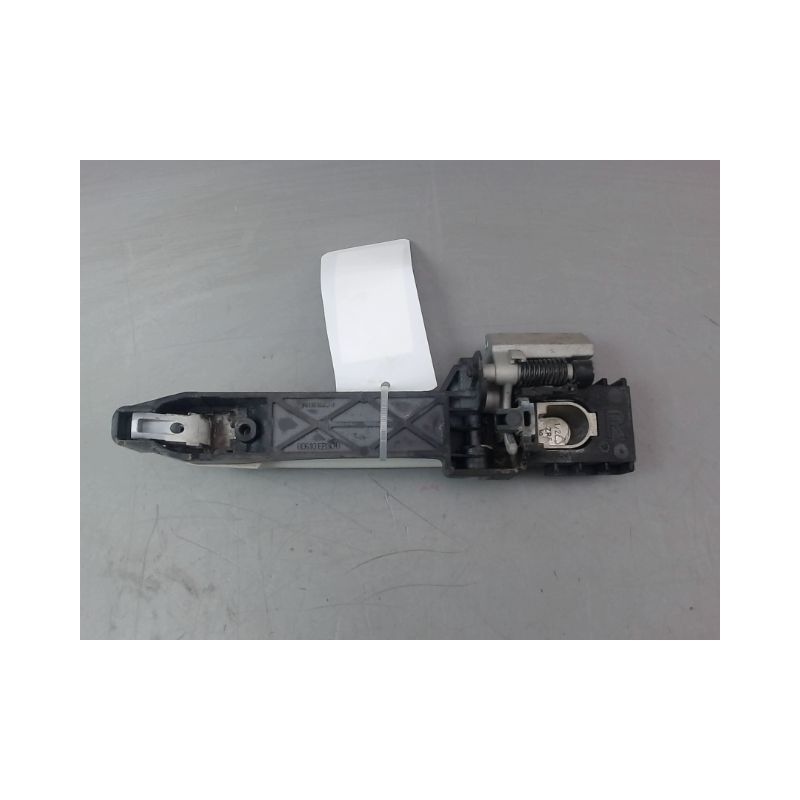 POIGNEE EXTERIEURE PORTE AVANT DROIT NISSAN QASHQAI BREAK I Phase 1 2007-2010