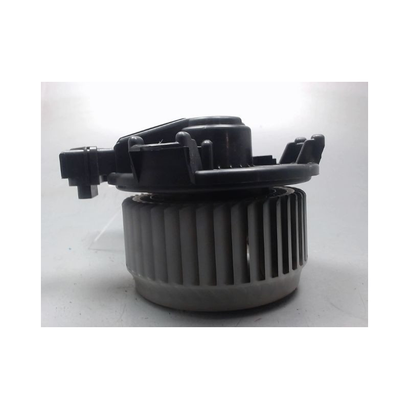 MOTEUR VENTILATEUR CHAUFFAGE SUZUKI SWIFT