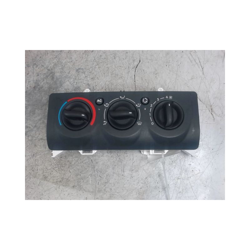 COMMANDE DE CHAUFFAGE RENAULT CLIO II CAMPUS 06-
