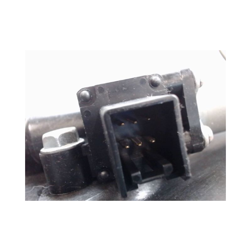 MECANISME+MOTEUR LEVE-GLACE AVANT GAUCHE MAZDA MAZDA 2