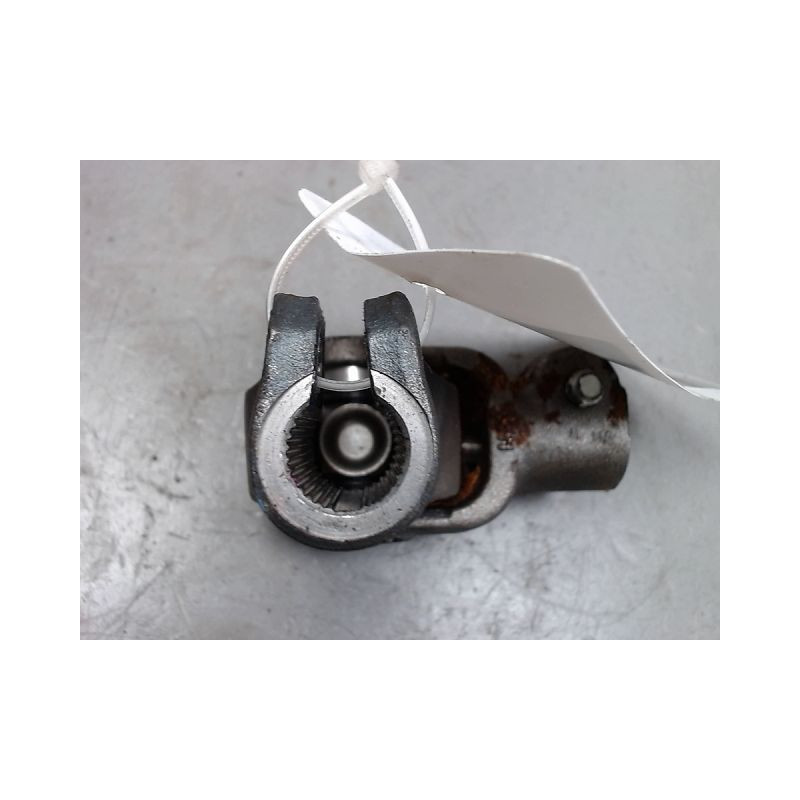 CARDAN DE DIRECTION  TOYOTA YARIS II 2010-