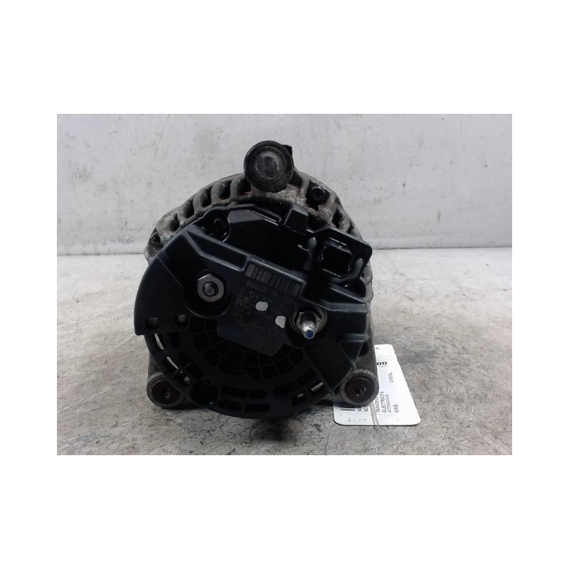 ALTERNATEUR NISSAN NOTE